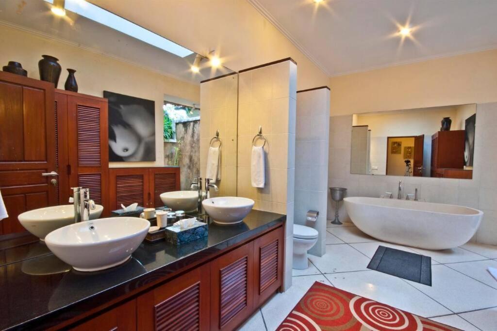 Villa Mango - 3 Bedroom In
