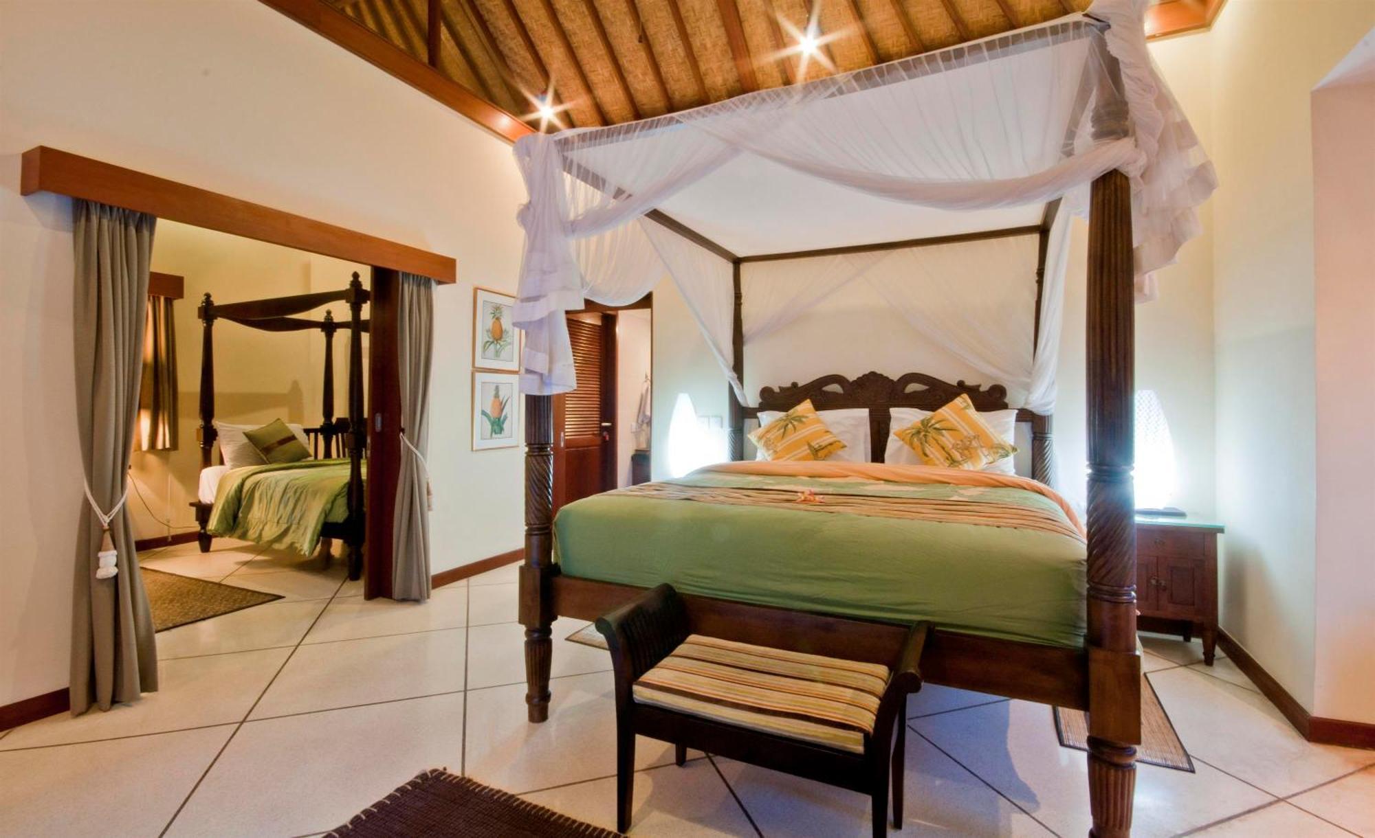 Villa Mango - 3 Bedroom In Seminyak (Bali)